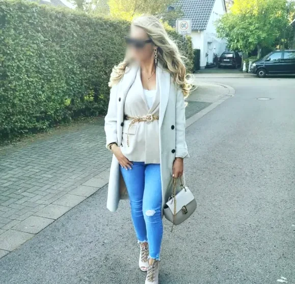 Alena, 34