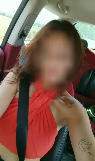 Alena, 32