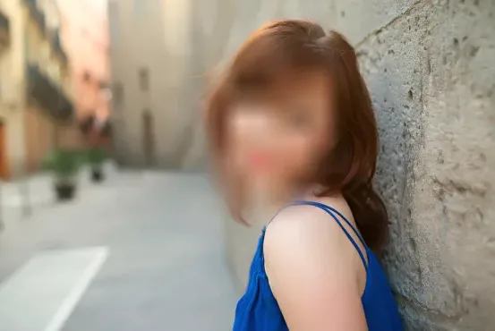 Anna, 40