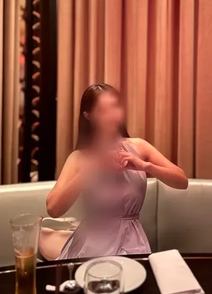 Bernadette, 30