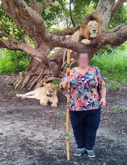 Bernadette, 31