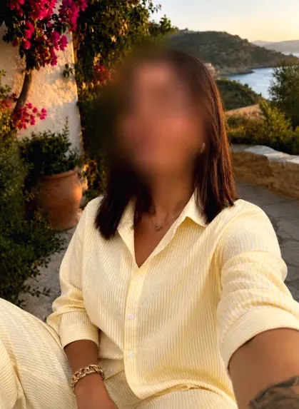 Cornelia, 23