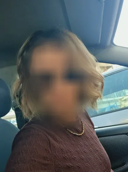 Dilara, 33