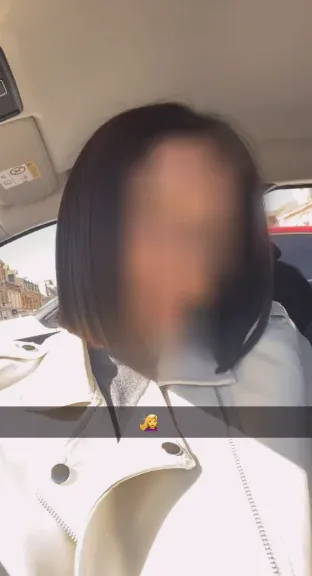 Emma, 24