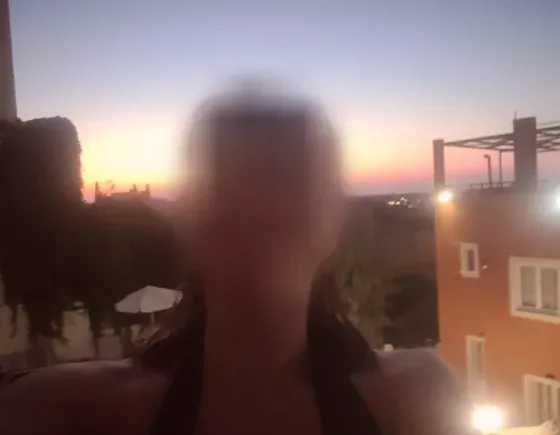 Isabella, 38