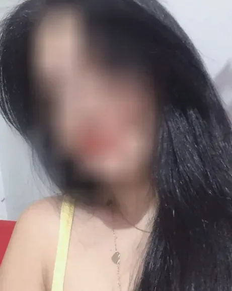 Isabella, 36