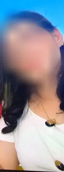 Leonie, 30
