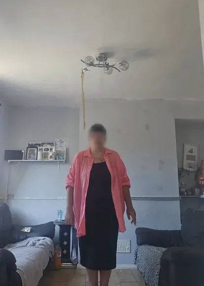 Melanie, 35