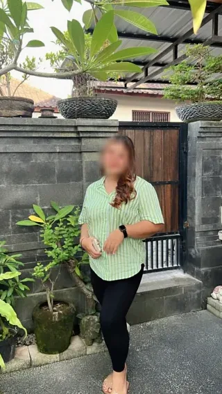 Simone, 39