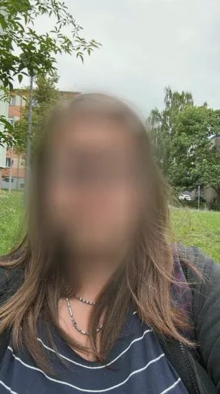 Stefanie, 27