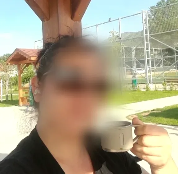Valentina, 34